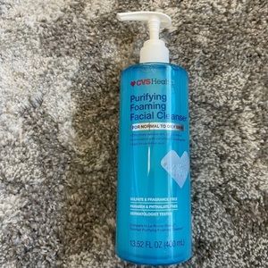 • PURIFYING FACIAL FOAM CLEANSER •